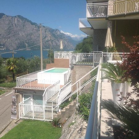 Villa Arianna Panoramic Apartments مالتشيزينيه المظهر الخارجي الصورة