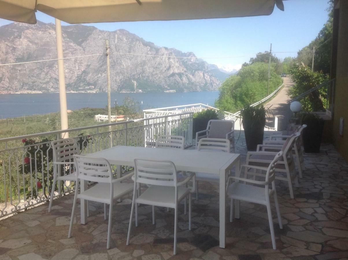Villa Arianna Panoramic Apartments مالتشيزينيه المظهر الخارجي الصورة